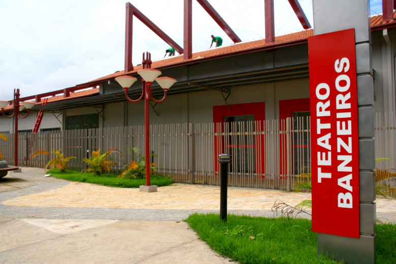 Encontro será realizado no Teatro Banzeiros