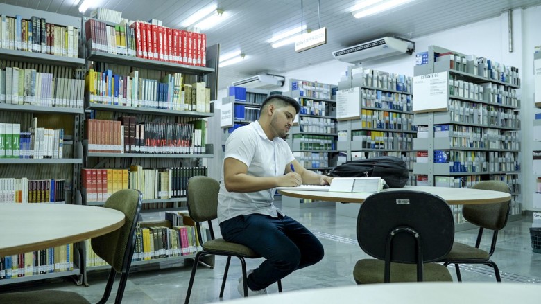 O Programa Faculdade da Prefeitura, já beneficiou quase 1.400 munícipes de Porto Velho 