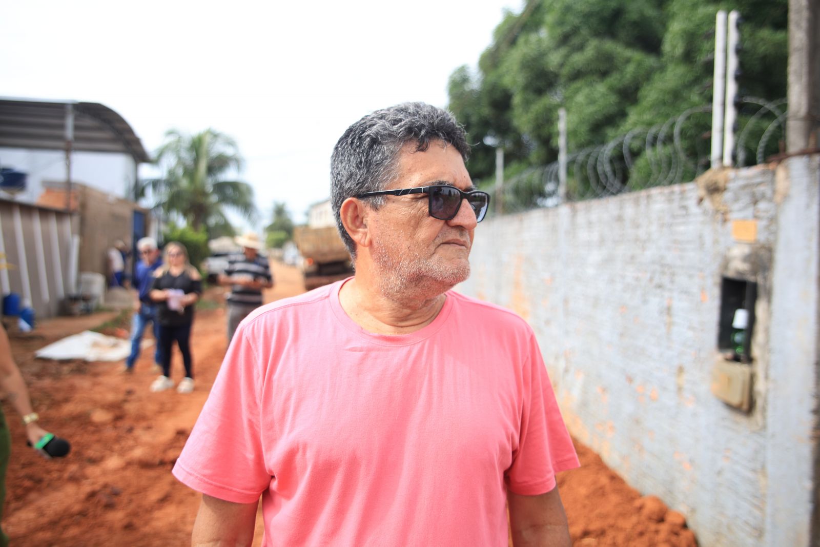 Silvio José Medeiros e afirma que há mais de uma década enfrenta transtornos causados pela falta de drenagem adequada